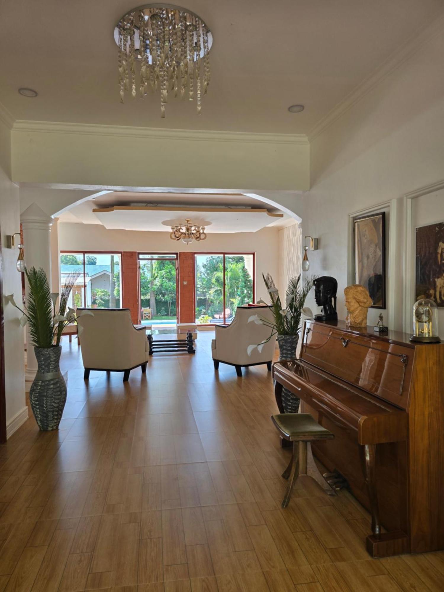 Sprunger Avenue - Tulia Homes Moshi Exteriér fotografie