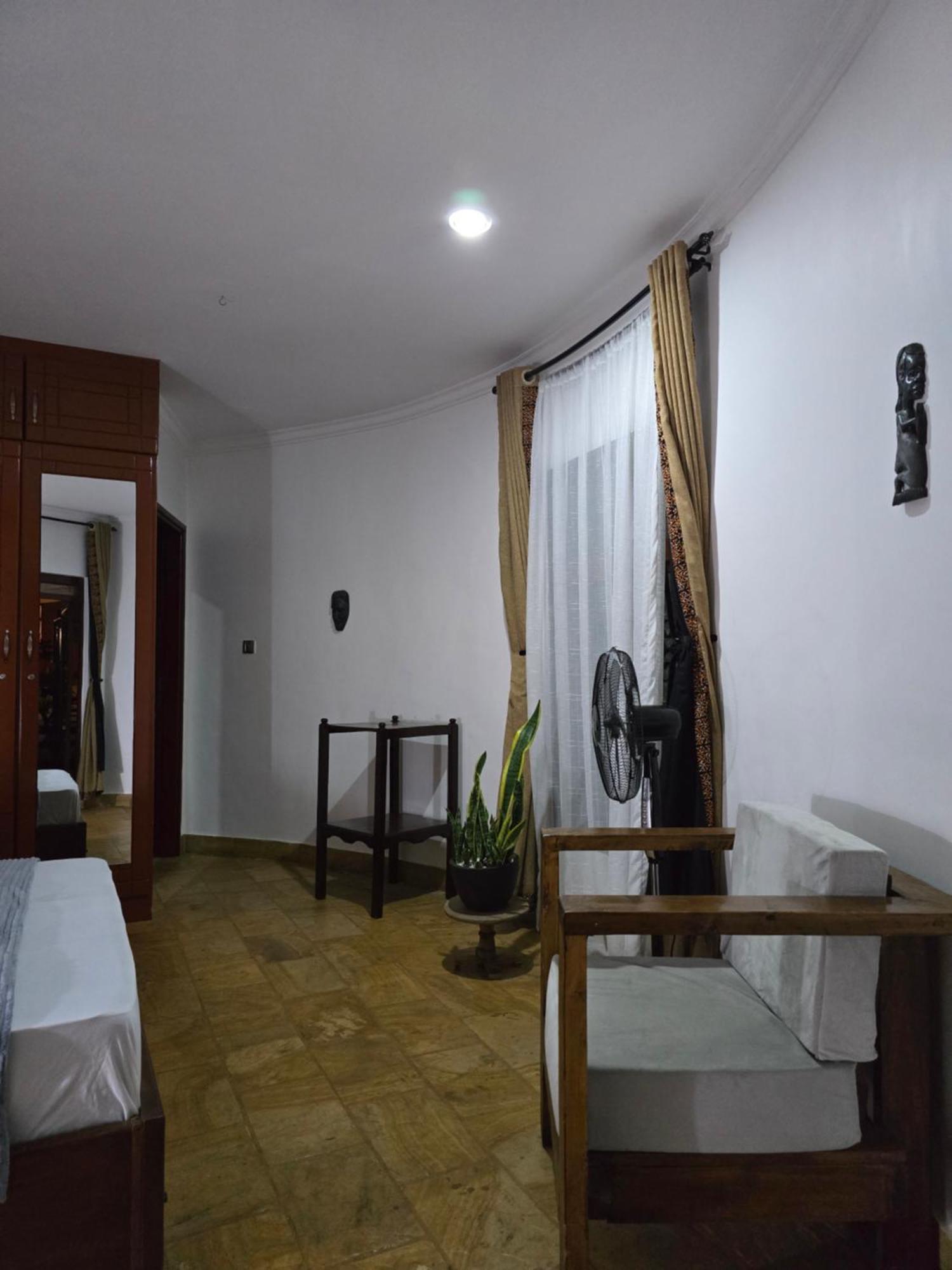 Sprunger Avenue - Tulia Homes Moshi Pokoj fotografie