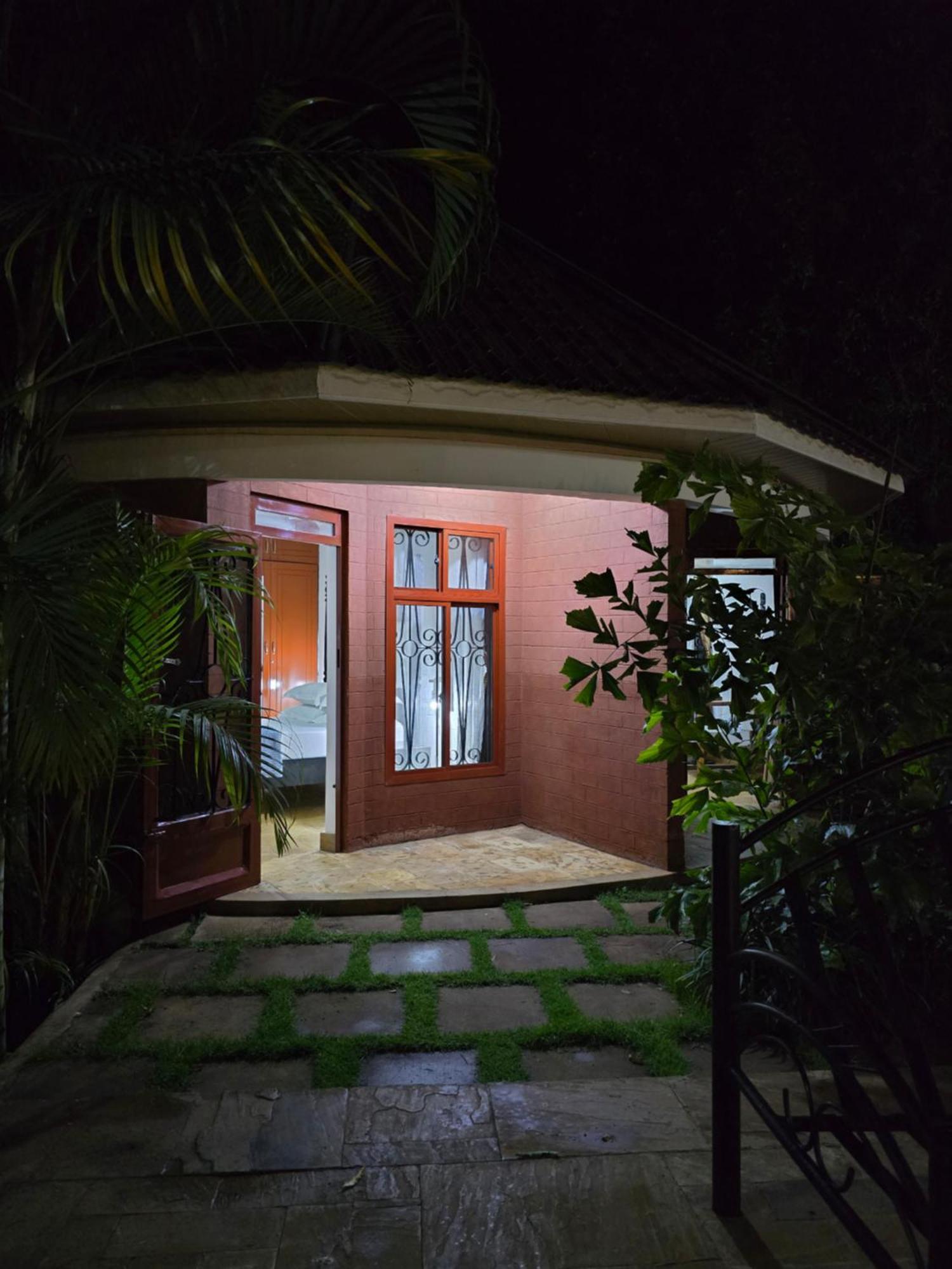 Sprunger Avenue - Tulia Homes Moshi Pokoj fotografie